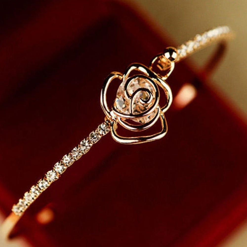 🌹Rose Crystal Rhinestones Bracelet🌹